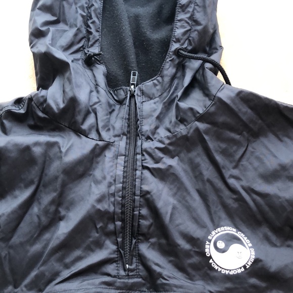 OBEY windbreaker 🖤 - Picture 5 of 8